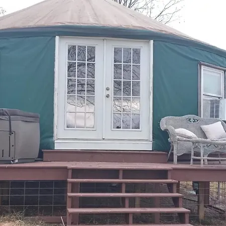 Madison'S Only Yurt Experience! Hotel